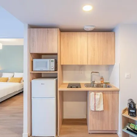 Aparthotel Quality 3*