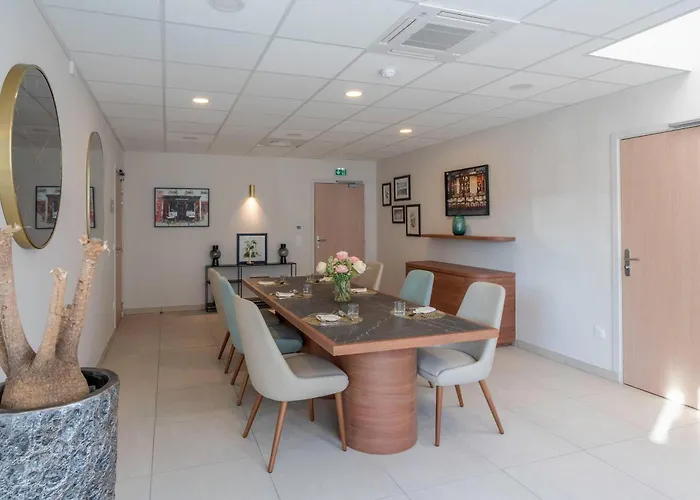 Aparthotel Quality Moissy-Cramayel